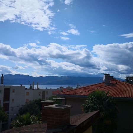 Appartement Apartman Bulevard à Rijeka Extérieur photo
