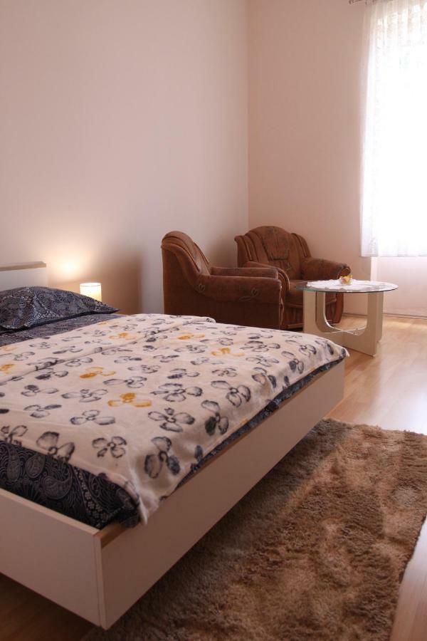 Appartement Apartman Bulevard à Rijeka Extérieur photo